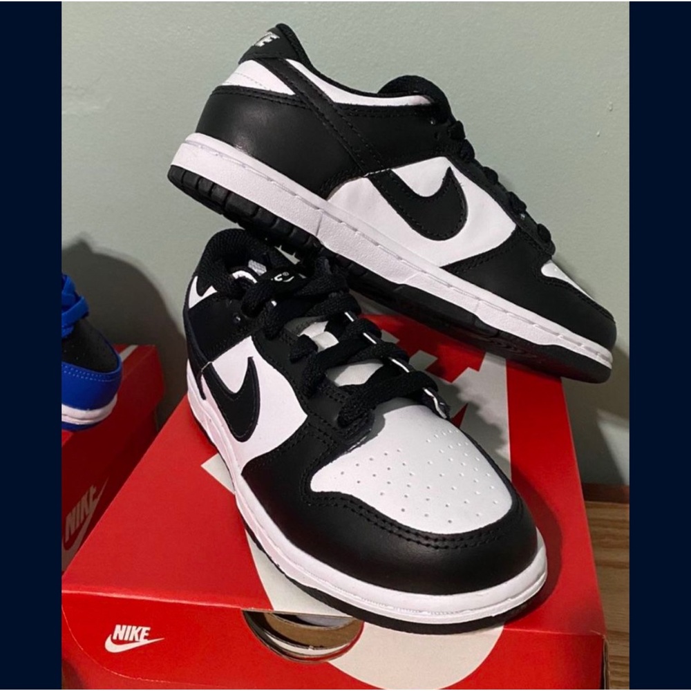 Nike panda dunks
